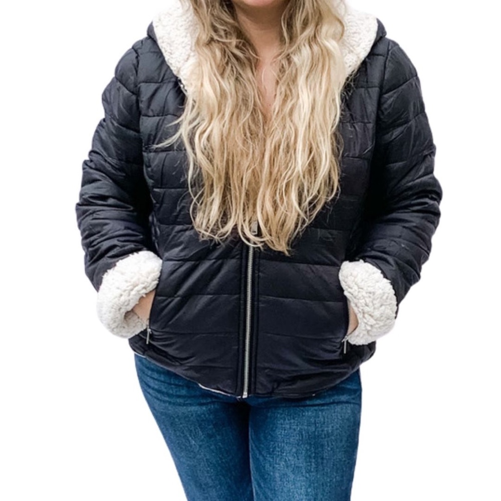 Reversible Sherpa Fleeced Line Puffer Jacket